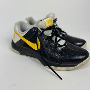💖Nike Air  yellow and black tennis shoes